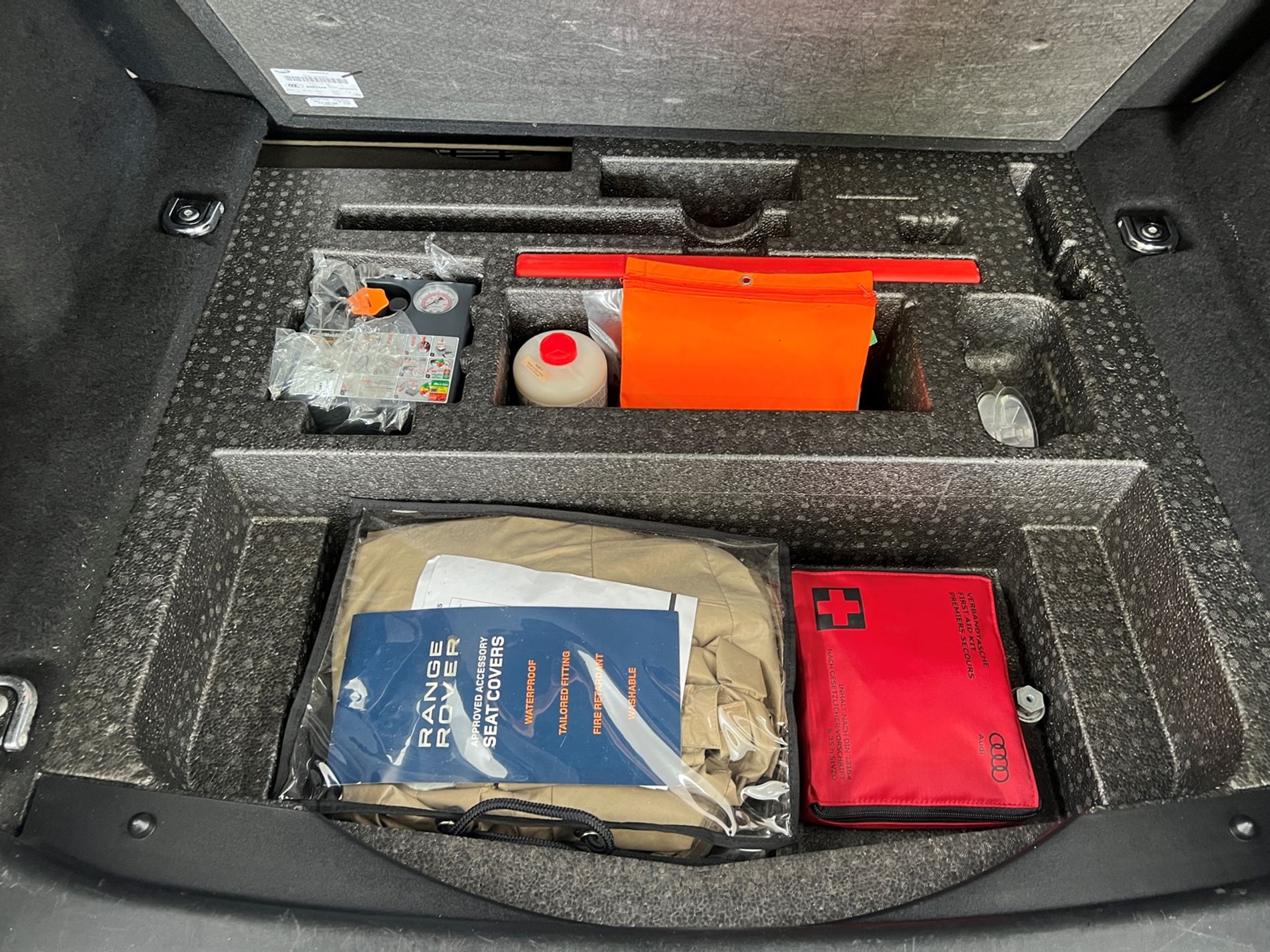 Range Rover Evoque 5p 2.2 td4 Pure 150cv - Autosani